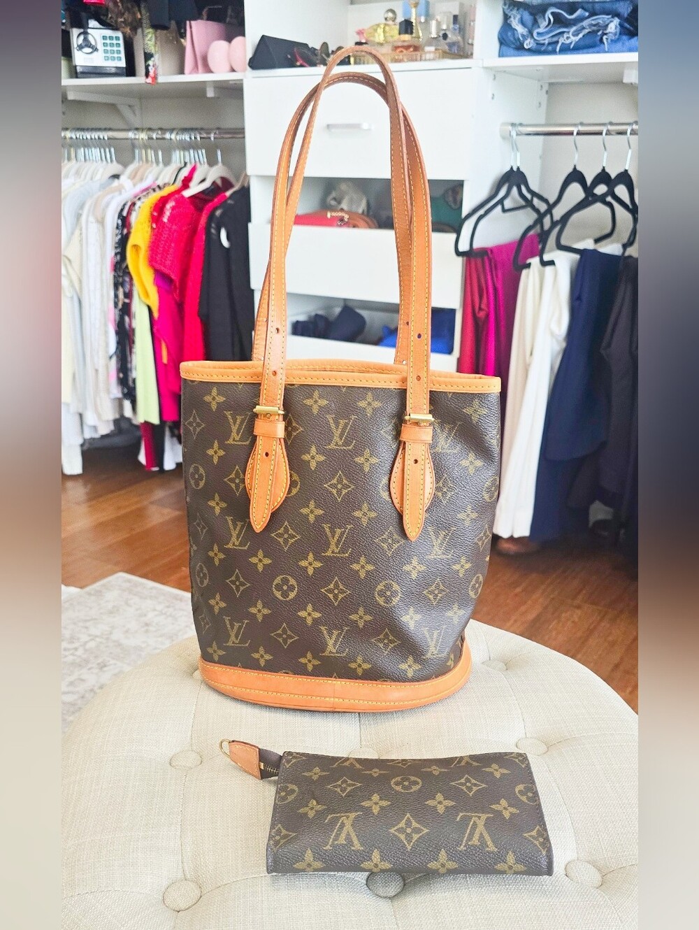 Louis Vuitton Monogram Canvas Bucket Tote with Vachetta Trim - Picture 16 of 17